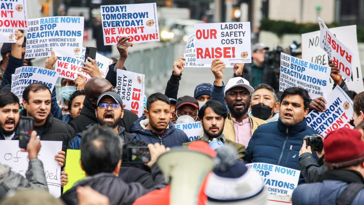 震惊！Uber支持的团体竟反对保护司机权益